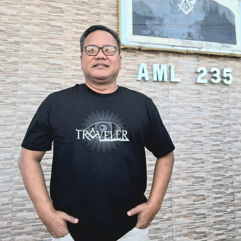 Traveler Shirt